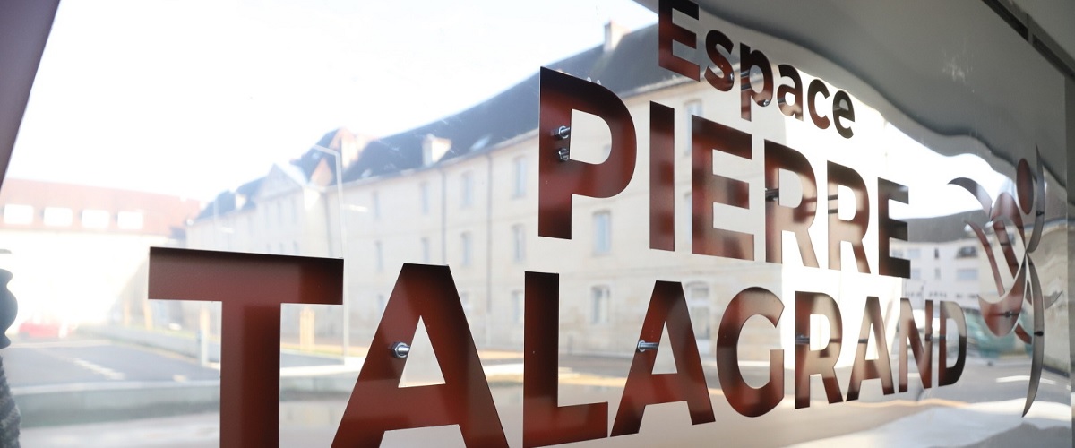 APPEL À MANIFESTATION D’INTÉRÊT : AMÉNAGEMENT ET EXPLOITATION D’UN RESTAURANT-SNACK AU SEIN DE L’ESPACE PIERRE TALAGRAND À DOLE