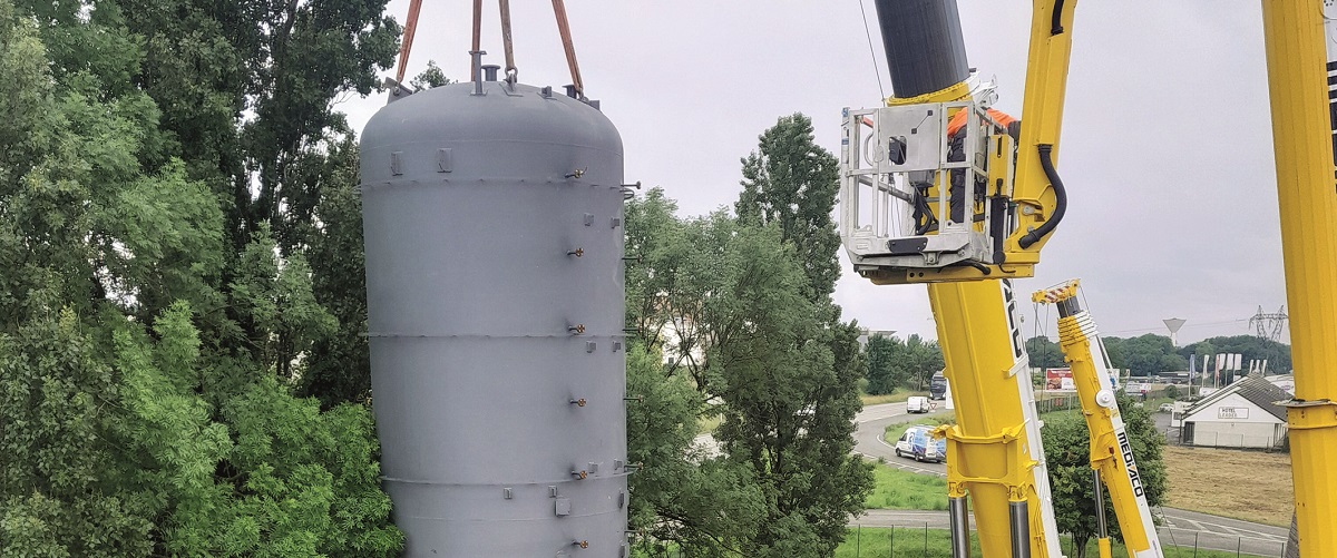INSTALLATION D’UNE CUVE D’HYDROSTOCKAGE POUR UN RÉSEAU DE CHAUFFAGE URBAIN ENCORE PLUS VERTUEUX